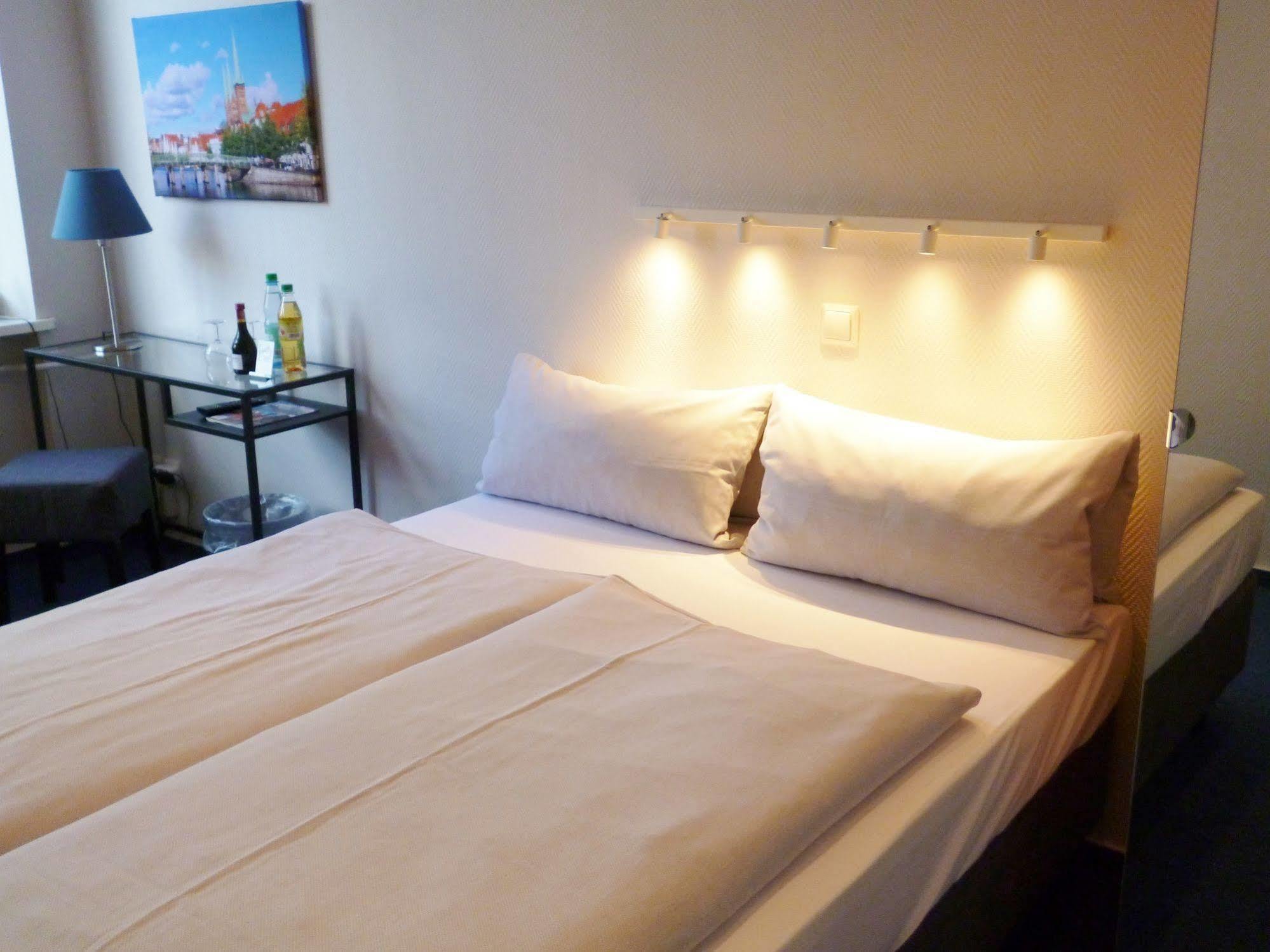 Hotel Am Muehlenteich Lübeck Dış mekan fotoğraf